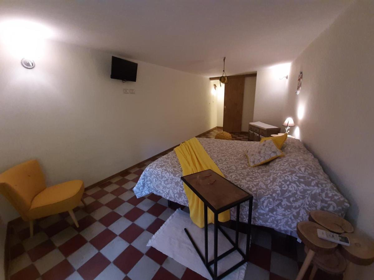 Ferienwohnung Tra I Vicoli Di Aci Acireale Exterior foto